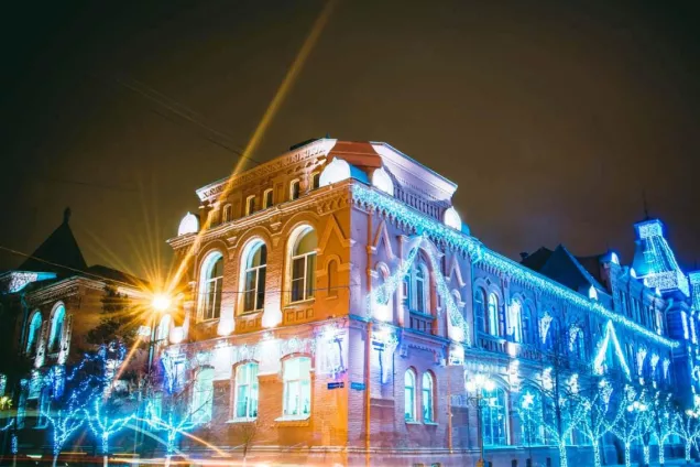 Игорь Мартынов поздравил астраханцев с Новым годом