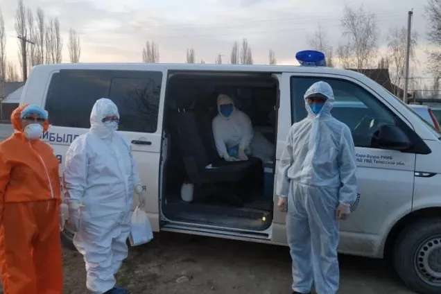 На работу мобильных бригад для оказания помощи больным с коронавирусом выделят 200 млн рублей