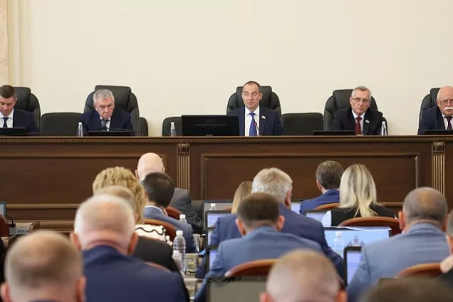 Депутаты ЗСК поддержали фонд для участников специальной военной операции «Защитники Отечества»