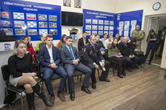 Севастопольские парламентарии обратятся в Госдуму с просьбой о разработке законопроекта, предусматривающего наказание за распространение снюса