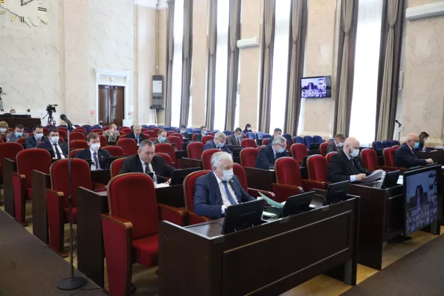 Парламент Кубани попросил ФАС России уравнять требования к крупным сетевым энергокомпаниям и предпринимателям