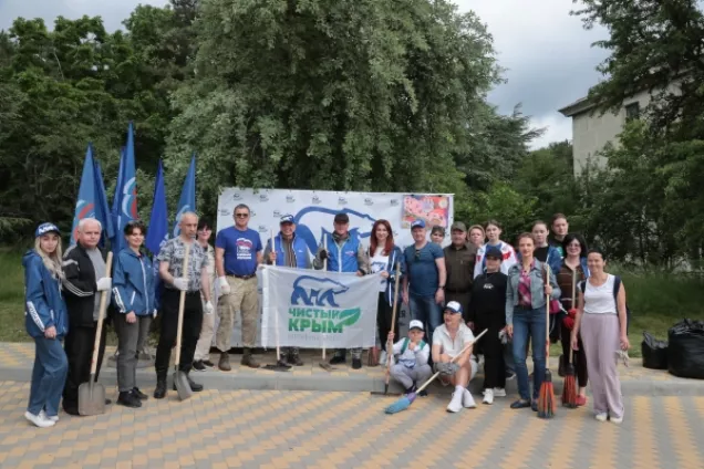 Депутаты  парламента  Крыма приняли участие в экологической акции «Чистый Крым»