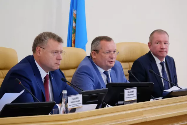 Парламентарии Астрахани обсудили корректировку закона о бюджете области