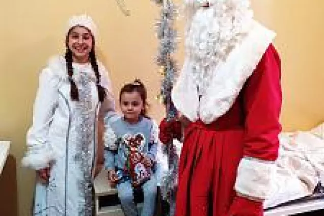 Саркис Гогорян поздравил юных жителей Мясниковского района с новогодними праздниками