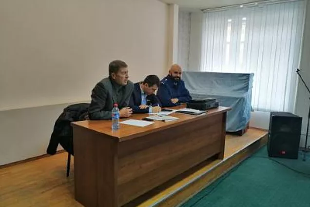 Депутат донского парламента Евгений Федеяев и депутат Госдумы Сергей Иванов провели встречу  с жителями Целинского района