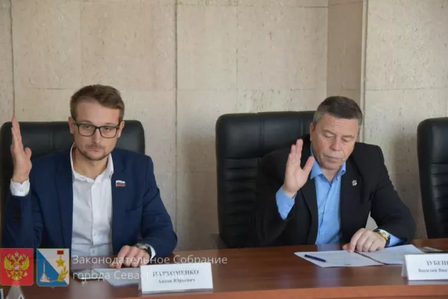 Депутаты предварительно рассмотрели закон о поправке к Конституции РФ