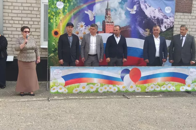 Избиратели КЧР выражают благодарность депутату