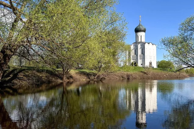 Госдума разработает закон о защите религиозных символов основных традиционных вероисповеданий