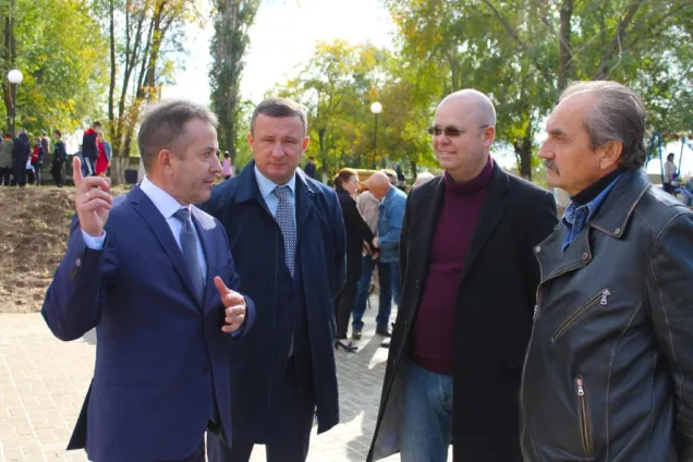 В Ленинском районе продолжается работа по комплексному развитию сел и хуторов