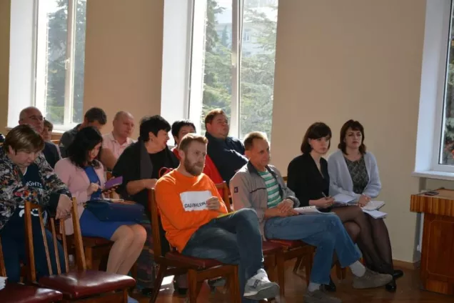 Евгений Дубовик встретился с работниками сельскохозяйственной и рыбохозяйственной отраслей