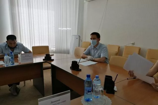 
Мандатная комиссия рассмотрела вопрос признания полномочий нового депутата Парламента Калмыкии