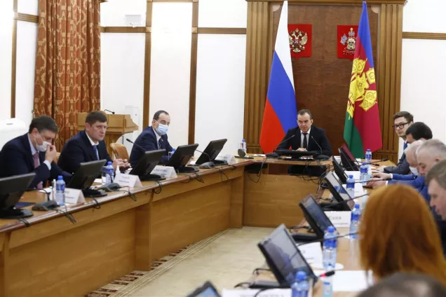 На заседании оперативного штаба было поручено проработать механизм адресной помощи нуждающимся в регионе в период карантина 