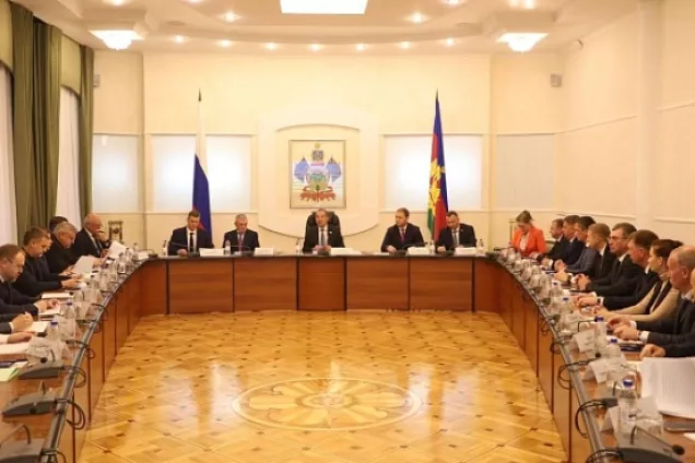 Спикер ЗакСобрания Краснодарского края Юрий Бурлачко. Анапа – опорный муниципалитет Кубани