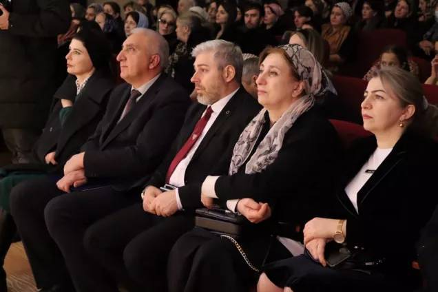 Парламентарии Ингушетии приняли участие в республиканской акции в поддержку военнослужащих на Украине