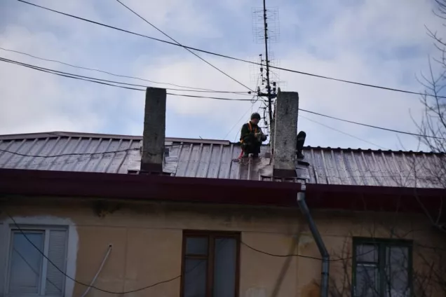 РАБОТА В ОКРУГЕ. Владимир Немцев ознакомился с темпами и качеством работ по благоустройству дворов округа