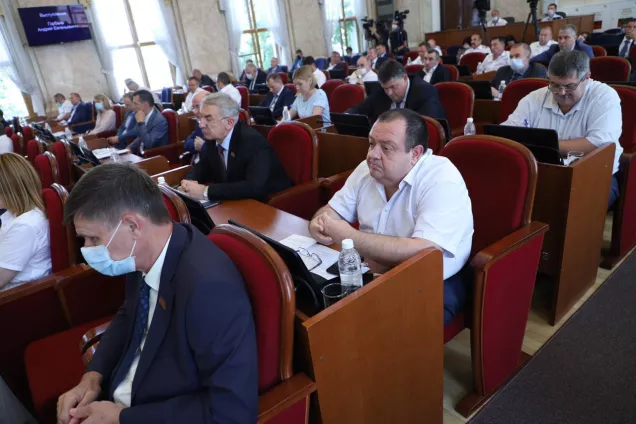 Кубанские парламентарии изменили процедуру предоставления земельных участков для многодетных семей