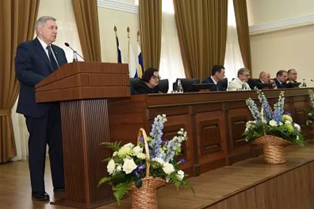 Сергей Михалев поздравил сотрудников донской прокуратуры с профессиональным праздником