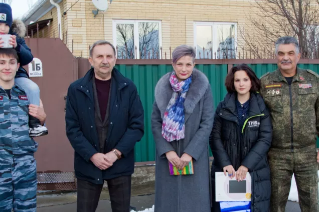 Депутаты Адыгеи поздравляют детей военнослужащих – участников боевых действий и контртеррористических операций