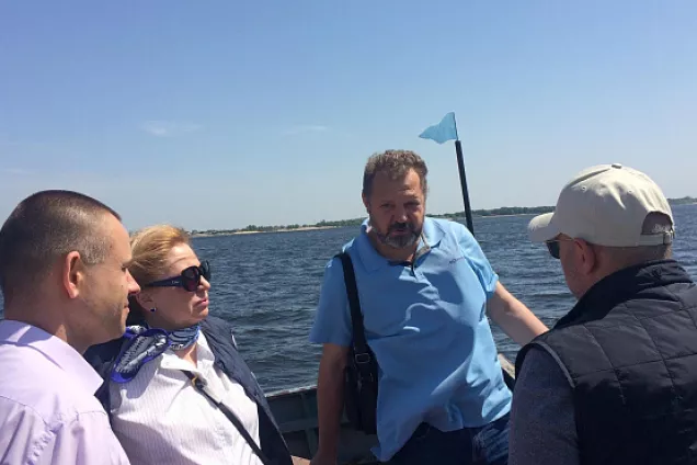 Парламентарии Волгограда и ГД проинспектировали строительство очистных сооружений на острове Голодном