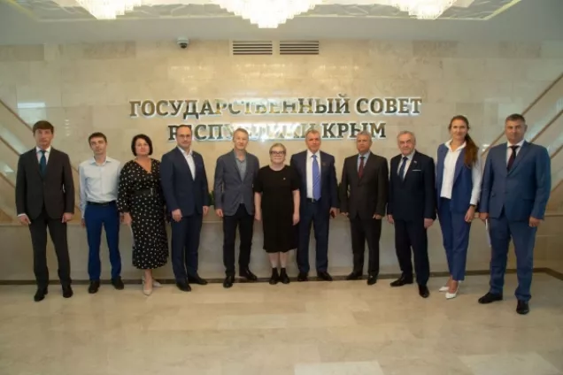 Крымский парламент продолжит помогать новым субъектам России