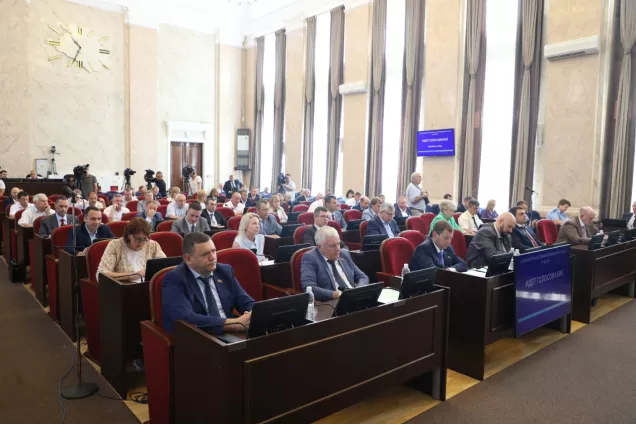 Кубанские законодатели увеличили на 2 млрд рублей программу государственных гарантий бесплатного оказания  медпомощи в регионе