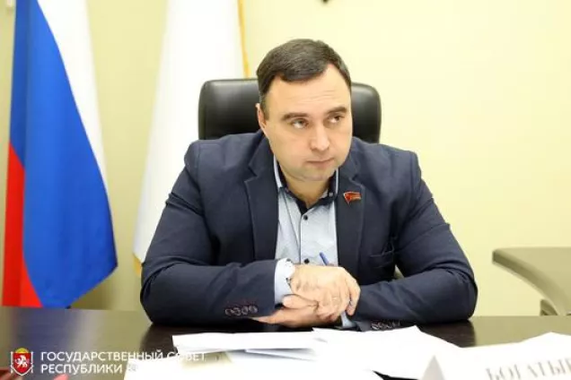 В парламенте Крыма прошёл Общероссийский день приёма граждан, приуроченный ко Дню Конституции РФ