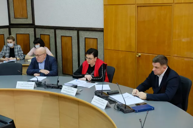 На повестке дня у астраханских депутатов -горячее питание в школе