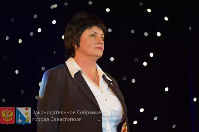 Татьяна Лобач поздравила ребят из творческих коллективов Орлиновского центра культуры