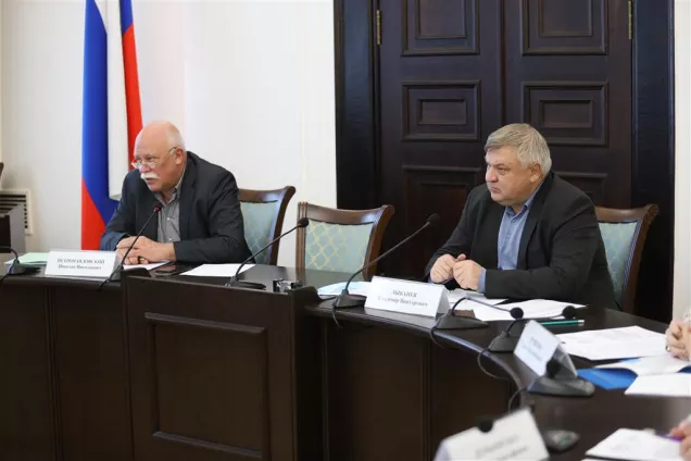 В ЗСК рассмотрели возможности совершенствования предоставления компенсации по оплате услуг ЖКХ