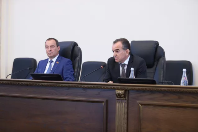 Законодатели Кубани утвердили категории бюджетников, которые получат по 1 000 000 рубл. на первоначальный взнос по ипотеке