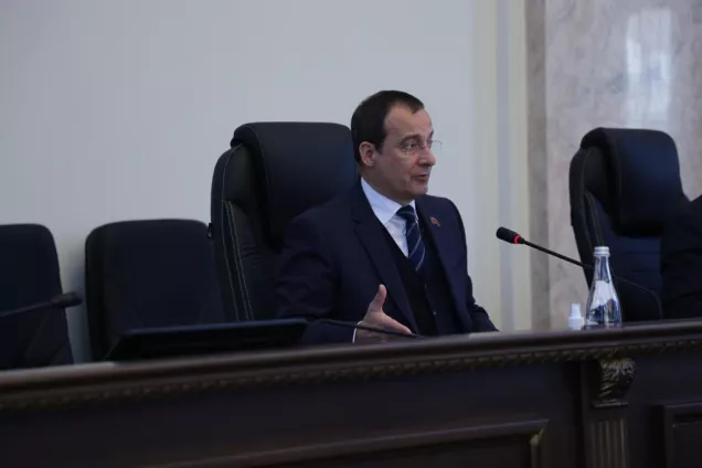 Краевой парламент утвердил бюджет региона на трехлетний период