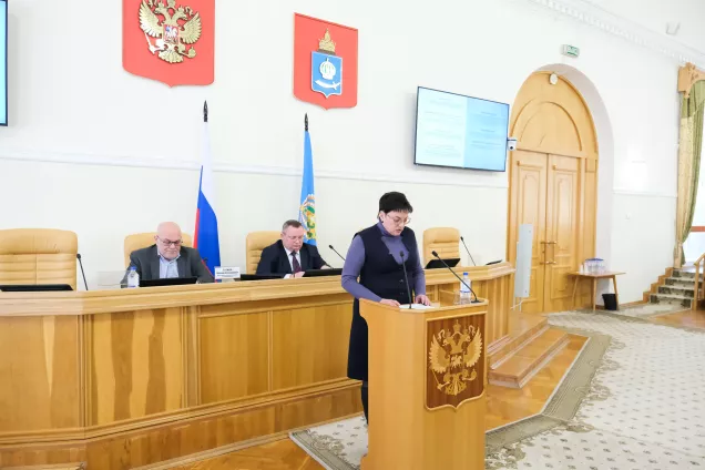 Парламентарии Астрахани поддерживают запрет вейпов для несовершеннолетних