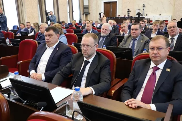 Депутаты ЗСК внесли предложения дополнительно направить более 250 млн рублей  краевым муниципалитетам