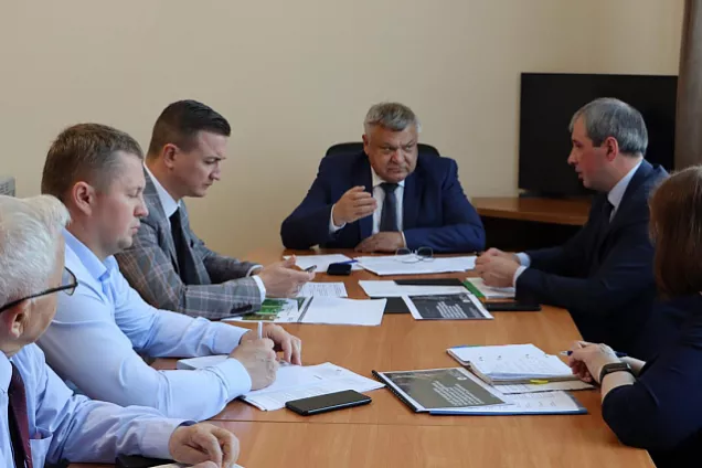 Депутаты ЗСК оценили реализацию мер поддержки ключевых отраслей экономики и сохранение соцстабильности на Кубани