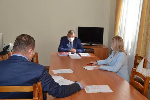 Профильный комитет ЗСК провел «час контроля» по нацпроектам в сфере ЖКХ