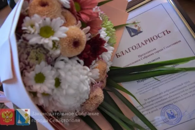 Депутат парламента Севастополя Елена Глотова приняла участие в подведении итогов Всероссийского дня правовой помощи детям