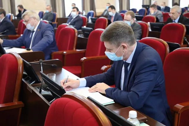 Юрий Бурлачко.На законодательном уровне мы всегда окажем поддержку предпринимательскому сообществу Кубани