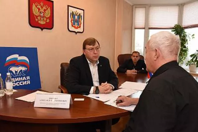 Александр Ищенко: «Вопросы, звучащие на приемах, становятся основой для законодательных решений» 