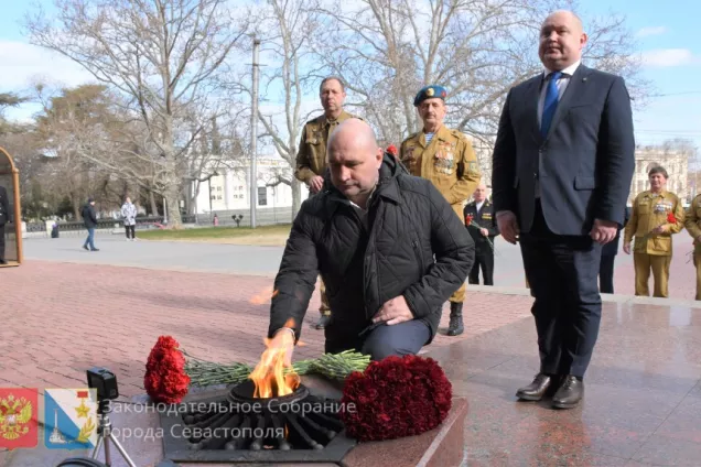 Парламентарии  Севастополя чтят память о воинах-интернационалистах