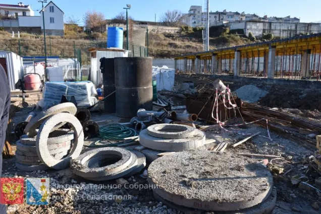Вопрос наличия футбольных полей в Севастополе стоит очень остро