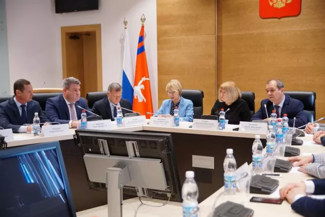 Думский комитет рассмотрел кандидатуры руководителей пяти ведомств администрации региона, курирующих сферу строительства и ЖКХ 