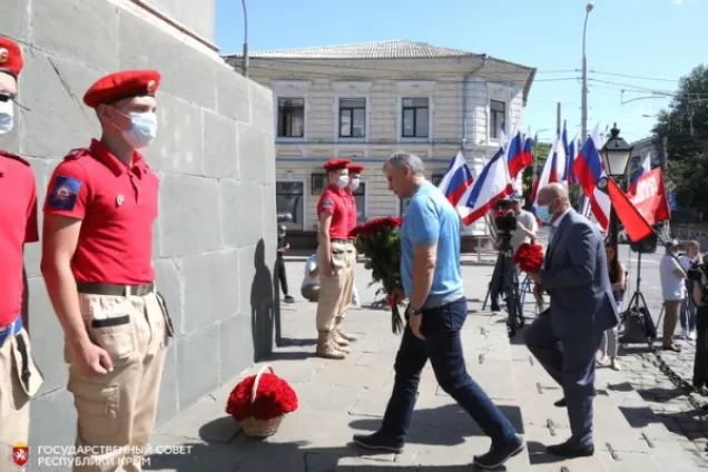 Владимир Константинов.Патриотизм — это гордость за величие и славную историю своего народа