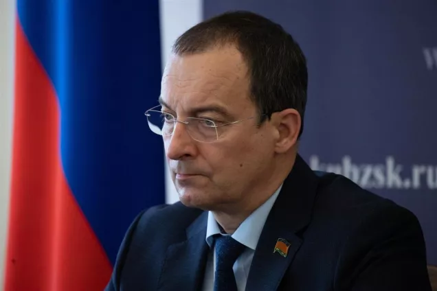 Спикер ЗСК Юрий Бурлачко принял участие в заседании рабочей группы по внесению поправок в Конституцию