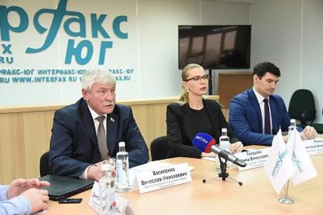 Депутаты донского парламента считают необходимым разработку регионального закон о виноградарстве и виноделии