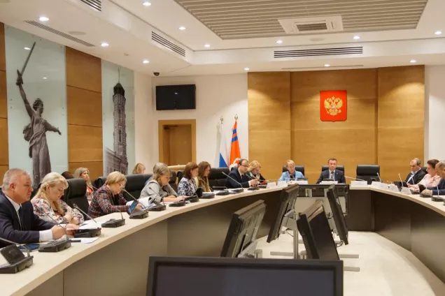 Профильный комитет поддержал примерный план законотворческой деятельности областной Думы на будущий год