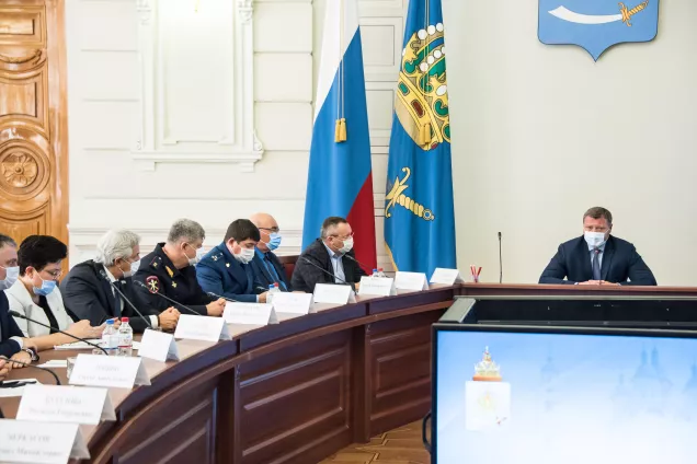 Вопросы профилактики коронавируса, детского питания,казачества обсудили на совете в Астраханской области