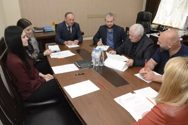 В Парламенте КЧР обсудили поправки в Закон КЧР «Об Общественной палате Карачаево-Черкесской Республики»