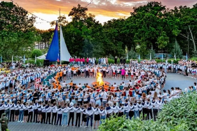 Спикер ЗСК Ю.Бурлачко рассказал о развитии отдыха и оздоровлении детей на Кубани