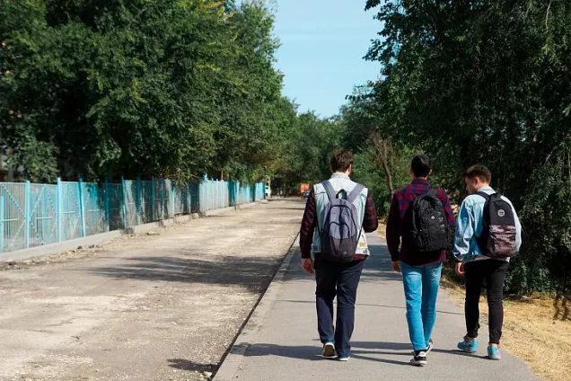 Парламентарии Волгоградской области рассмотрели законопроект, направленный на сохранение здоровья учеников