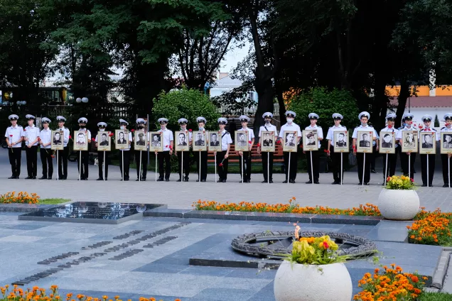 Депутаты Астраханской области приняли участие в Линейке памяти и скорби, посвященной 80-летию с начала ВОВ